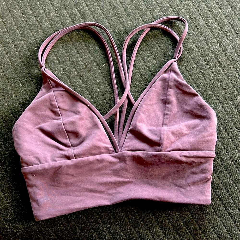 Lululemon sports bra size 2
